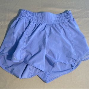 Lululemon Hotty hot lilac tall shorts size 2